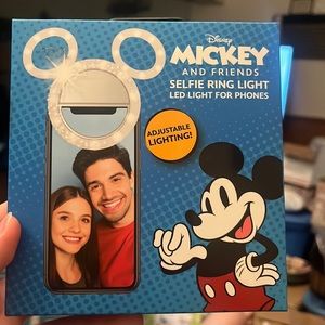 Mickey & Friends Selfie Ring Light - LED Light For Phones
